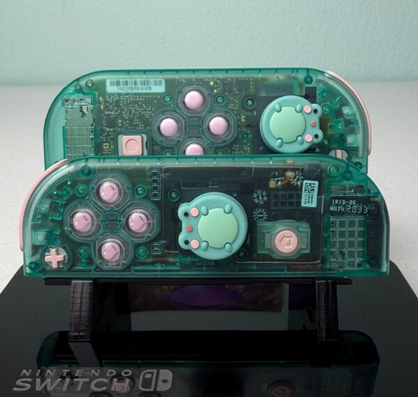 Cute Frog - Emerald & Pink - RGB LED - Custom Joycons for the Nintend Switch - Image 4