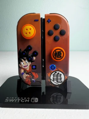 Baby Goku Dragon ball Z - RGB LED - Custom Joycons for the Nintendo Switch