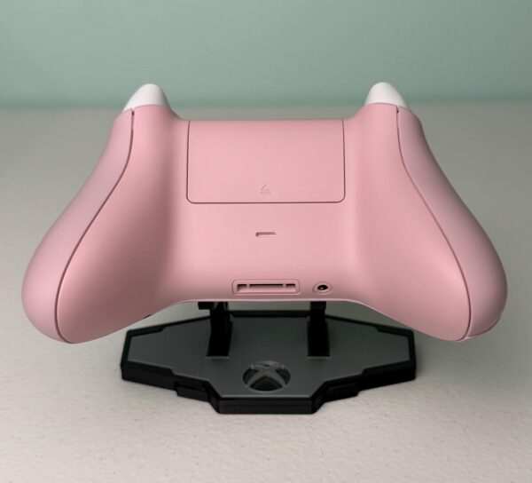 Sanrio Hello Kitty - RGB LED - Custom Wireless Controller for Xbox or PC - Image 3