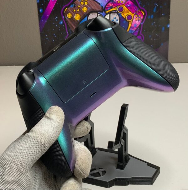 Two-Tone Chameleon Green - RGB LED - Custom Wireless Controller for Xbox Or PC - Image 4