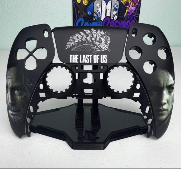 The Last Of Us - Joel Ellie - RGB LED - Custom Wireless Controller for PS5 Or PC - Image 4