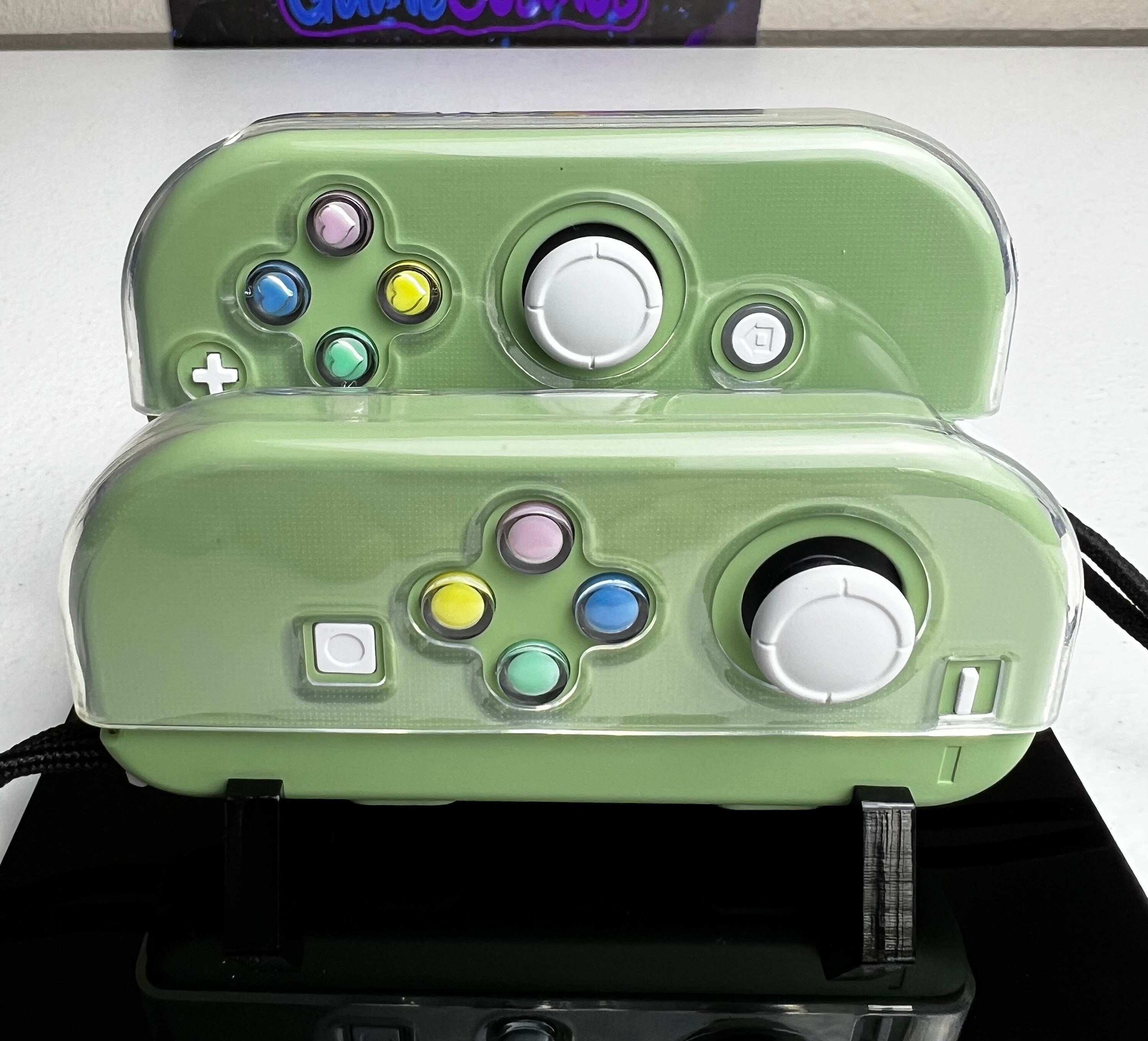 Cute Hearts theme - Matcha Green Pastel - Custom Joycons for the Nintend Switch