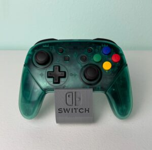 Emerald Green - Famicom Accents - Wireless Pro Controller for The Switch Or PC